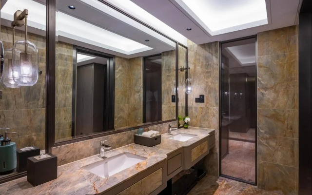 Novotel Kunshan Yangcheng Lake