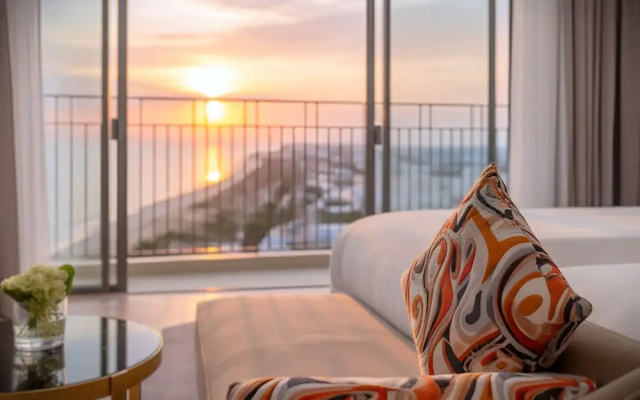 Royal Beachfront Resort Danang – Guest Rooms – Da Nang