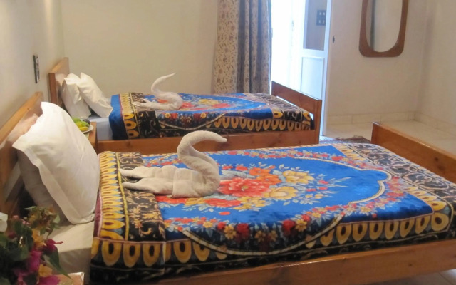 Amon Hotel