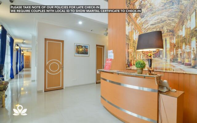 ZEN Rooms Capital Residence