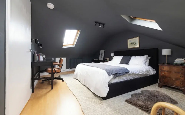 Cozy Maisonette near Edinburgh Castle