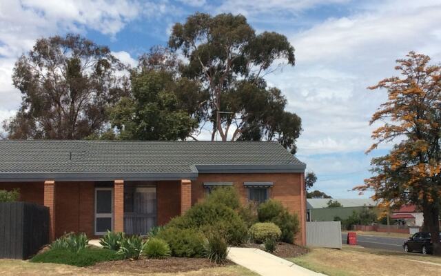 Dunolly Broadway B&B