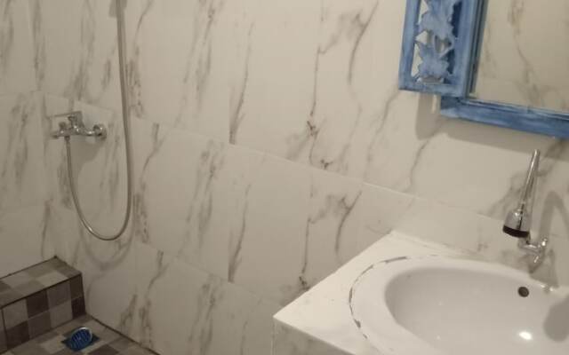 Ubud suites batuan