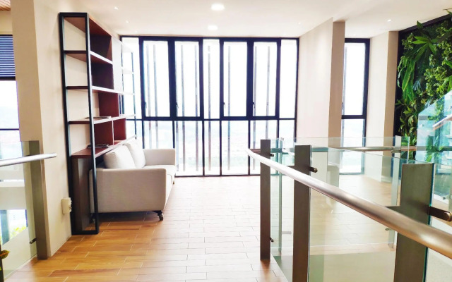 Le Pavilion by Salaam Suites, 5 pax, near Setiawalk