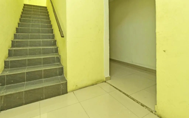 OYO 90892 L&E Hotel – Hotel Rooms – Seremban