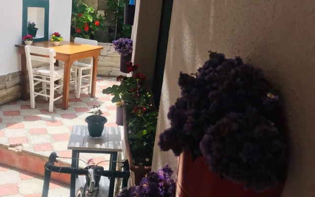 Adadaki Evimiz Bozcaada