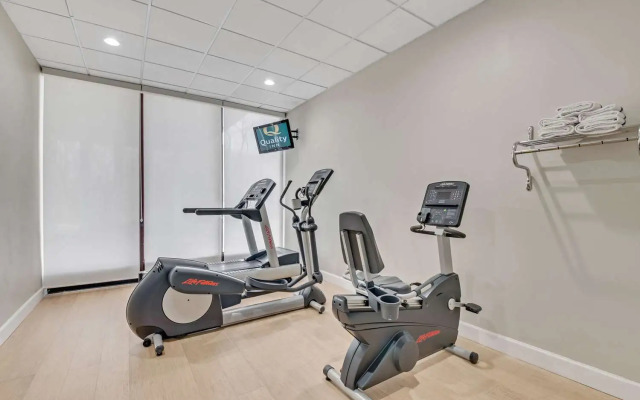 Quality Inn Dalton East