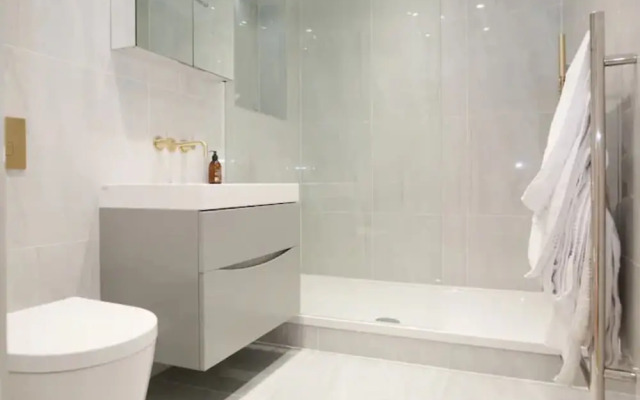 Shoreditch - Immaculate 2 Bedrooms Flat For 6