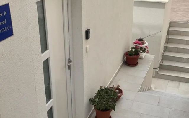 Residence top location apt. 1 Marghareta with sea view