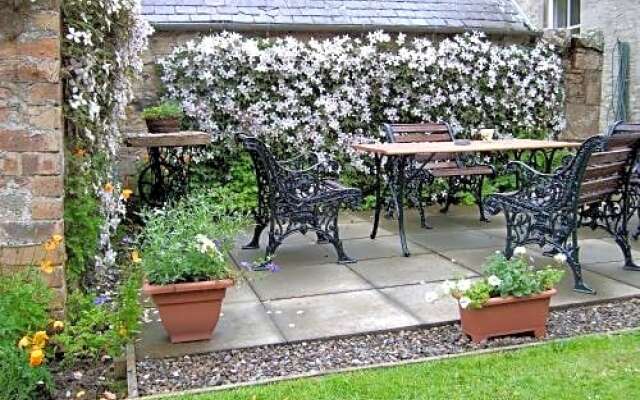 The Schoolhouse B&B