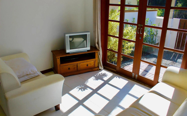 Sobrado com piscina em Mariscal Rutilio N125