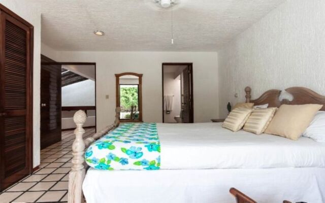 Stella Maris Three Bedroom Villa