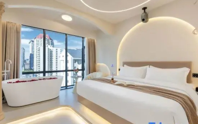 catalogImage