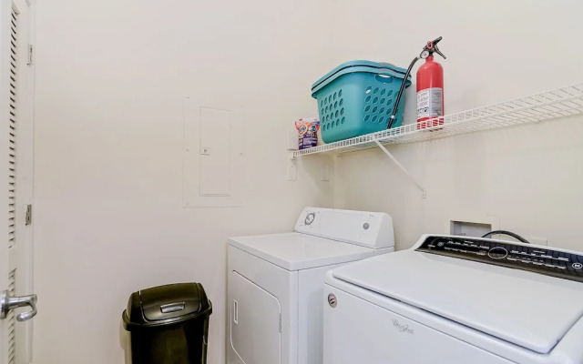Apartment near Suntrust Park