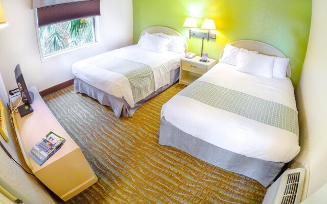Ramada by Wyndham Myrtle Beach Oceanfront