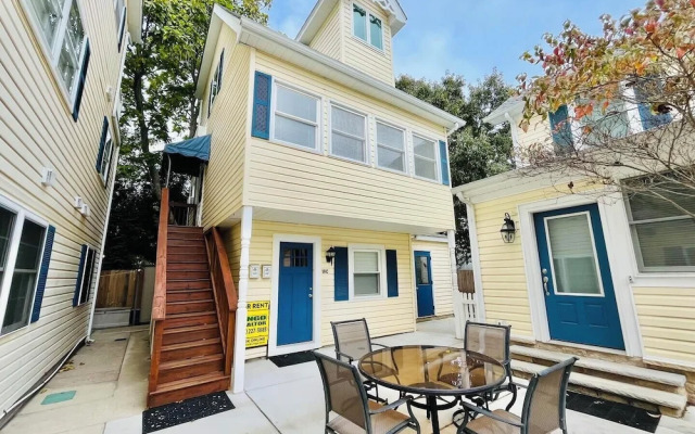 Maryland Gardens 19D