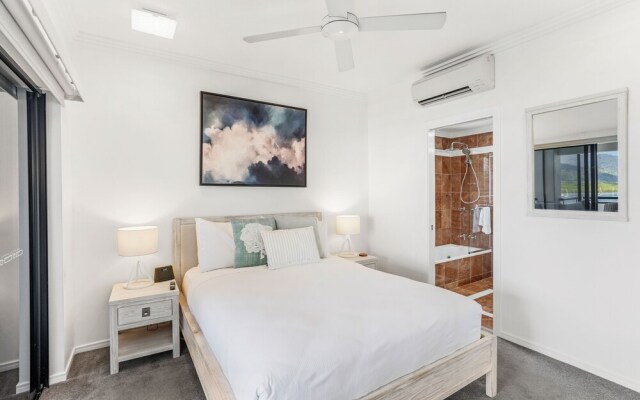 Belle Escapes Luxury Penthouse with Ocean Views