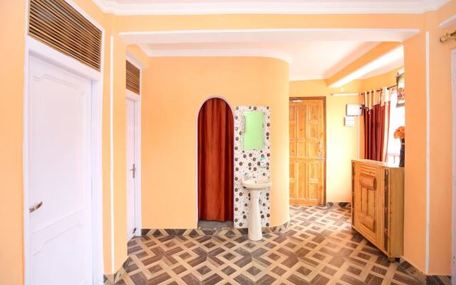 OYO 13061 Home Peaceful 2BHK Bharari