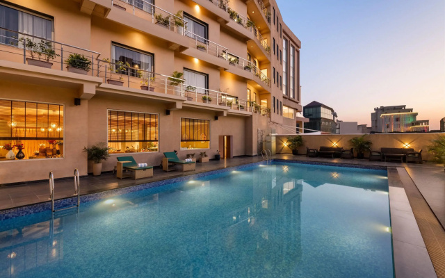 Ramada by Wyndham Katra Station Road
