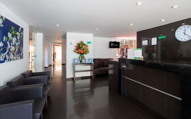 122 Plaza Aparta Hotel