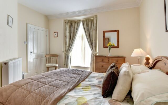 Modern Holiday Home in Bowness-On-Windermere Near Lake