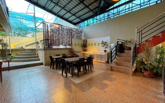 Weekdays Hot Spring Resort by Cocotel