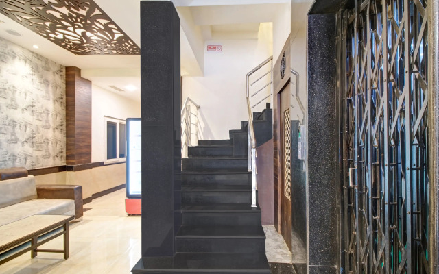 Super Hotel O Vijayawada Near Railway Station