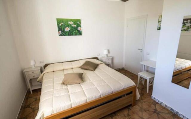 Majestic holiday home in Montefalcone Appennino with garden