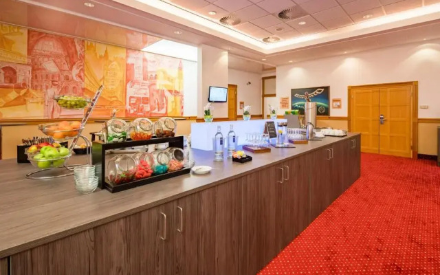 Airways Hotel Frankfurt Airport West