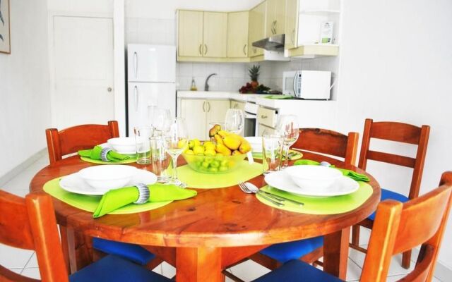 Green9 Hotel & Beach Resort Same