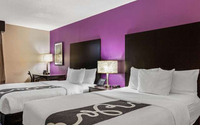 La Quinta Inn & Suites by Wyndham Miami Lakes