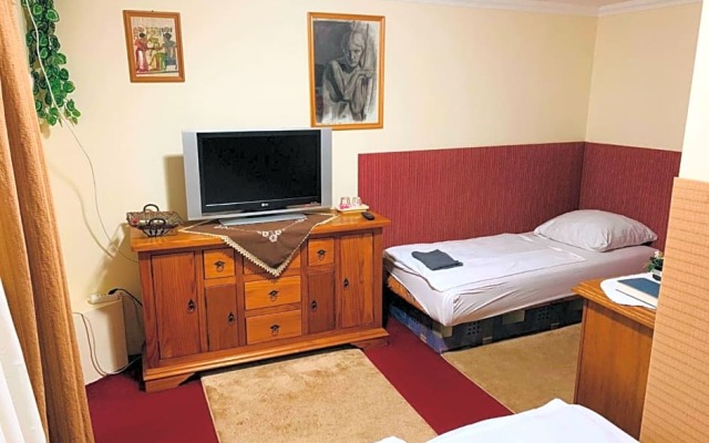 Rózsás Motel