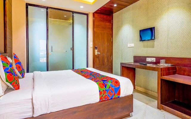 Fabhotel Eros 211