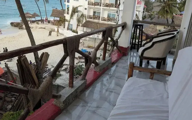 Kassandra Beach Hotel