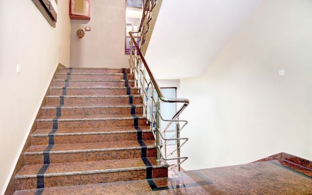 OYO 9507 Hotel Sathi Residency
