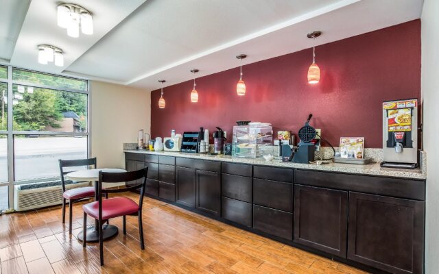 Red Roof Inn Caryville