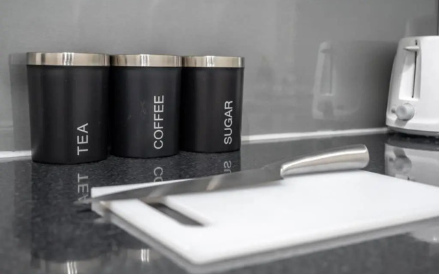 ☆Modern Flat, Close to University and City Centre☆