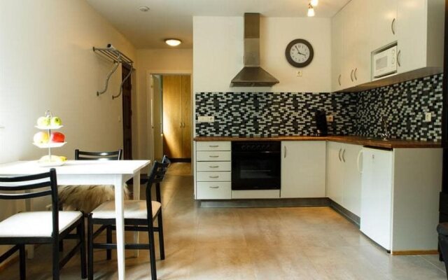 Varmi Guesthouse Apartments