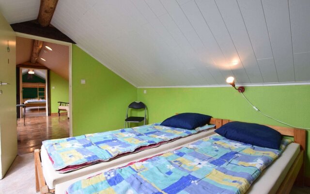 Quaint Cottage In Petite Langlire With Jacuzzi