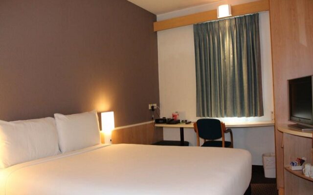 ibis Newcastle