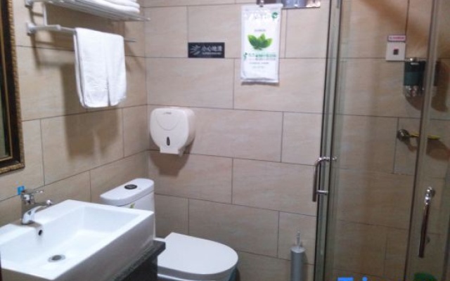 Quxian Century Sunshine Hotel-The West Hotel – Bathroom – Dazhou