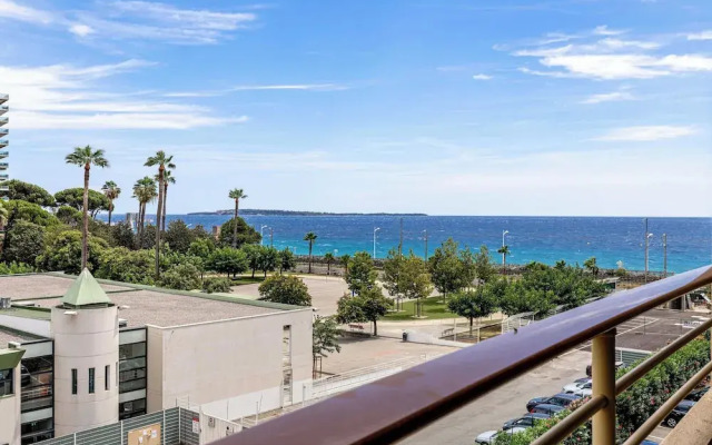 Very Nice Renovated Apartment - Cannes La Bocca - 3br/6p