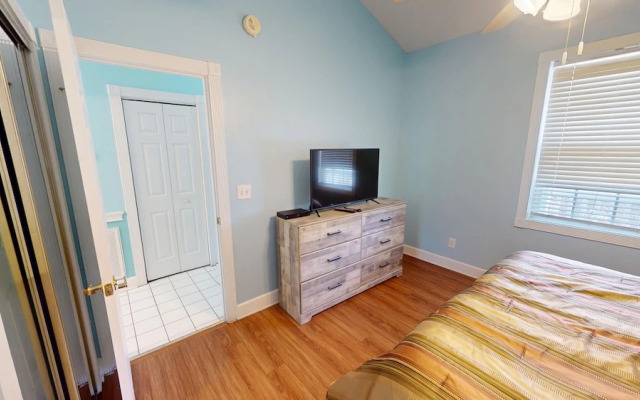 Magnolia Place 4627-302 1 Bedroom Condo