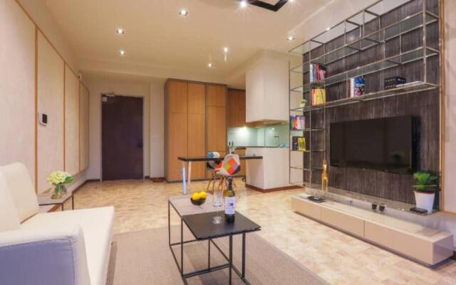 Expressionz Suites by V&C