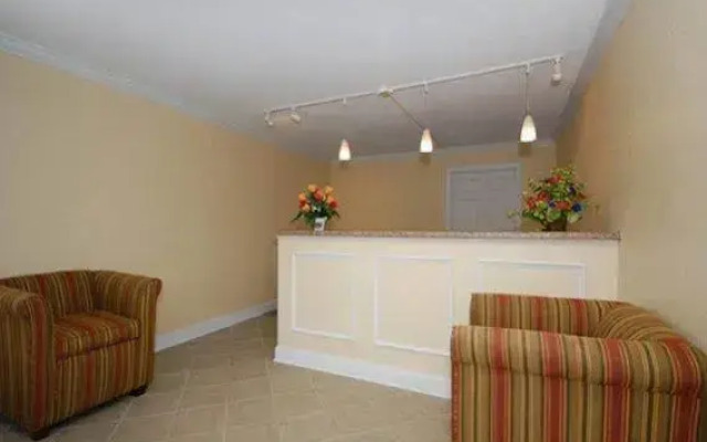 Rodeway Inn & Suites