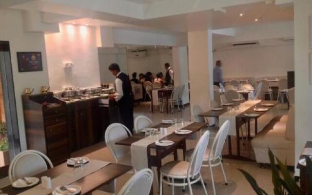 Hotel Samraj