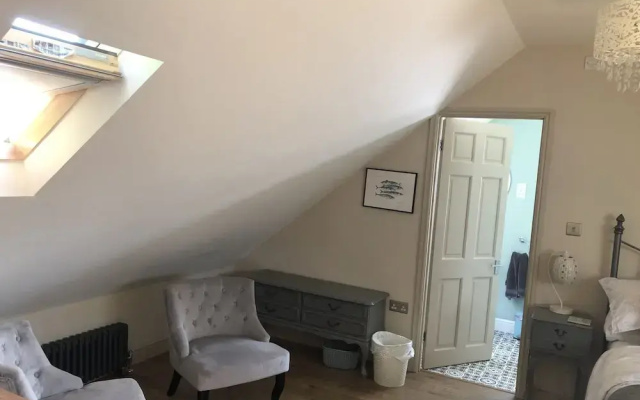 Cotswold Lodge