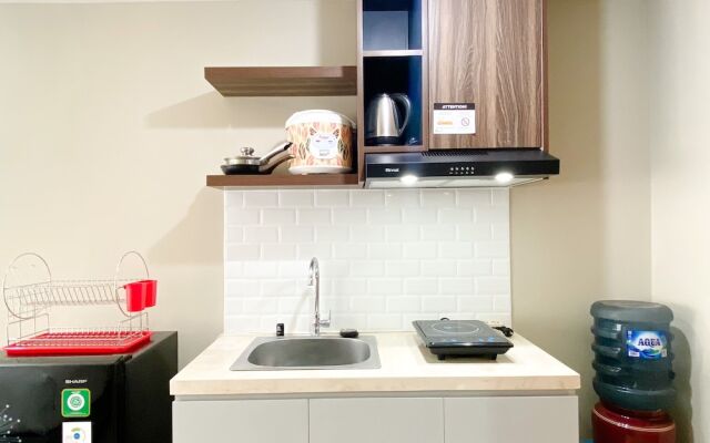 Cozy Stay Studio Apartment at LRT City Jatibening