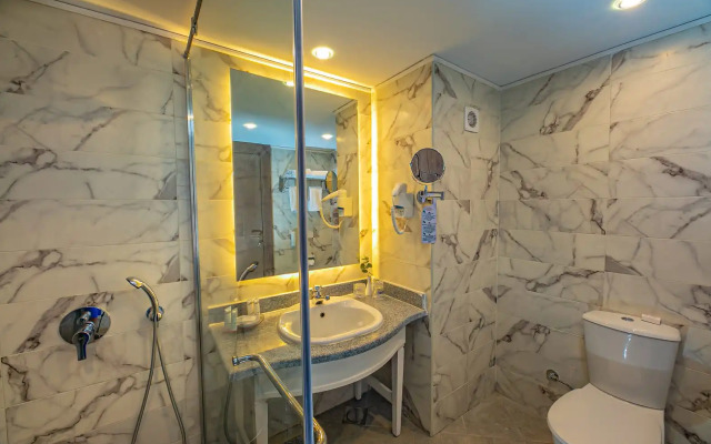 Titanic Resort and Aqua Park
