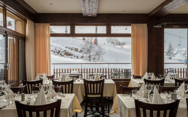 Klubhotel Le Refuge by Skinetworks